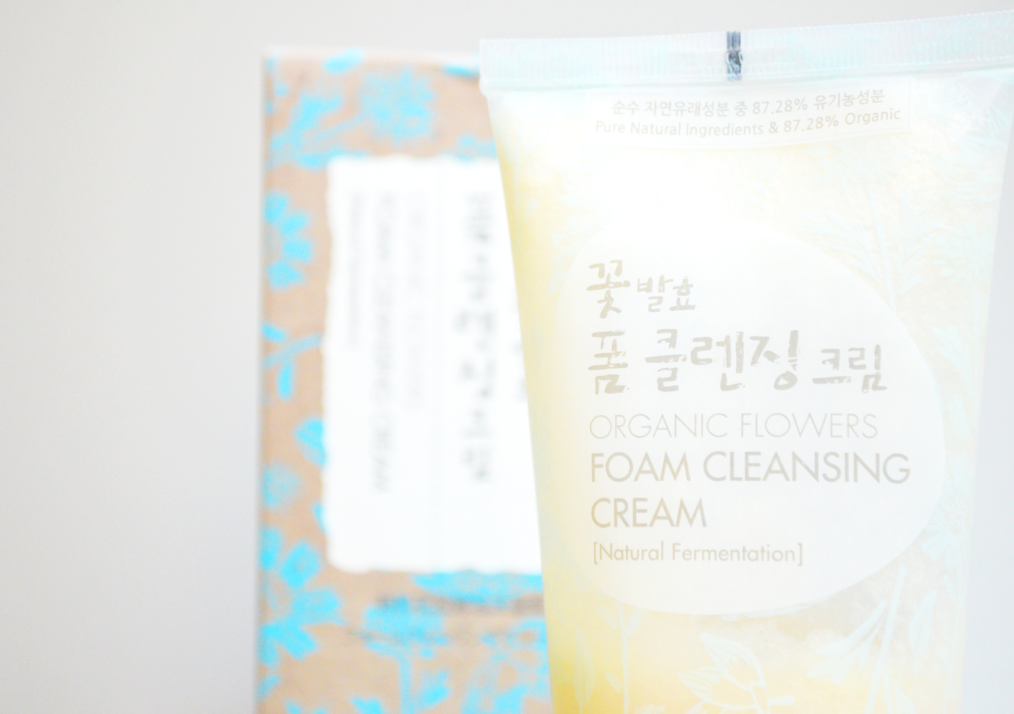 Nettoyant asiatique bio et fermenté Whamisa Organic Flowers Foam Cleansing Cream