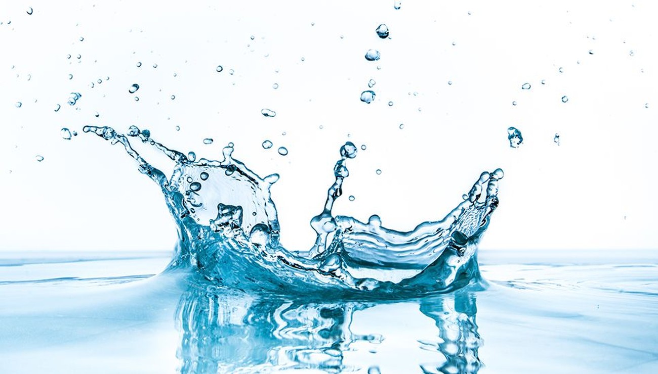eau-micellaire-bien-ou-pas-bienfaits-peau-avis-blog